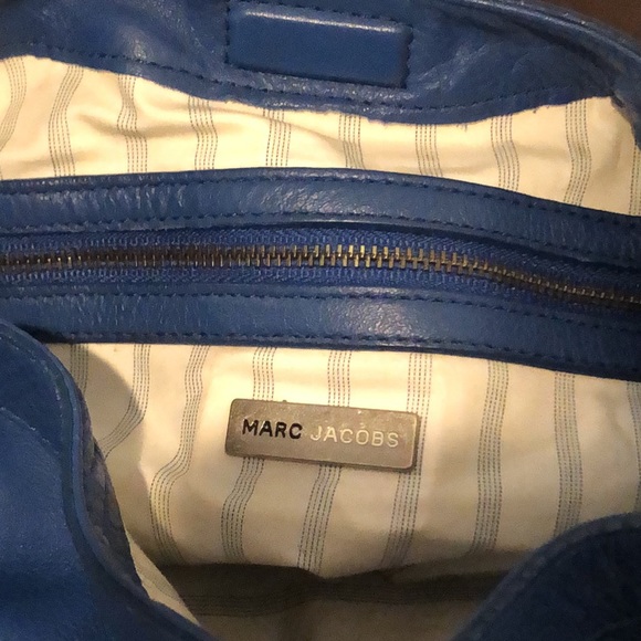 MARC JACOBS Blue Striped Crossbody Strap Pinstriped Interior Blue Leather Bag - Picture 15 of 17